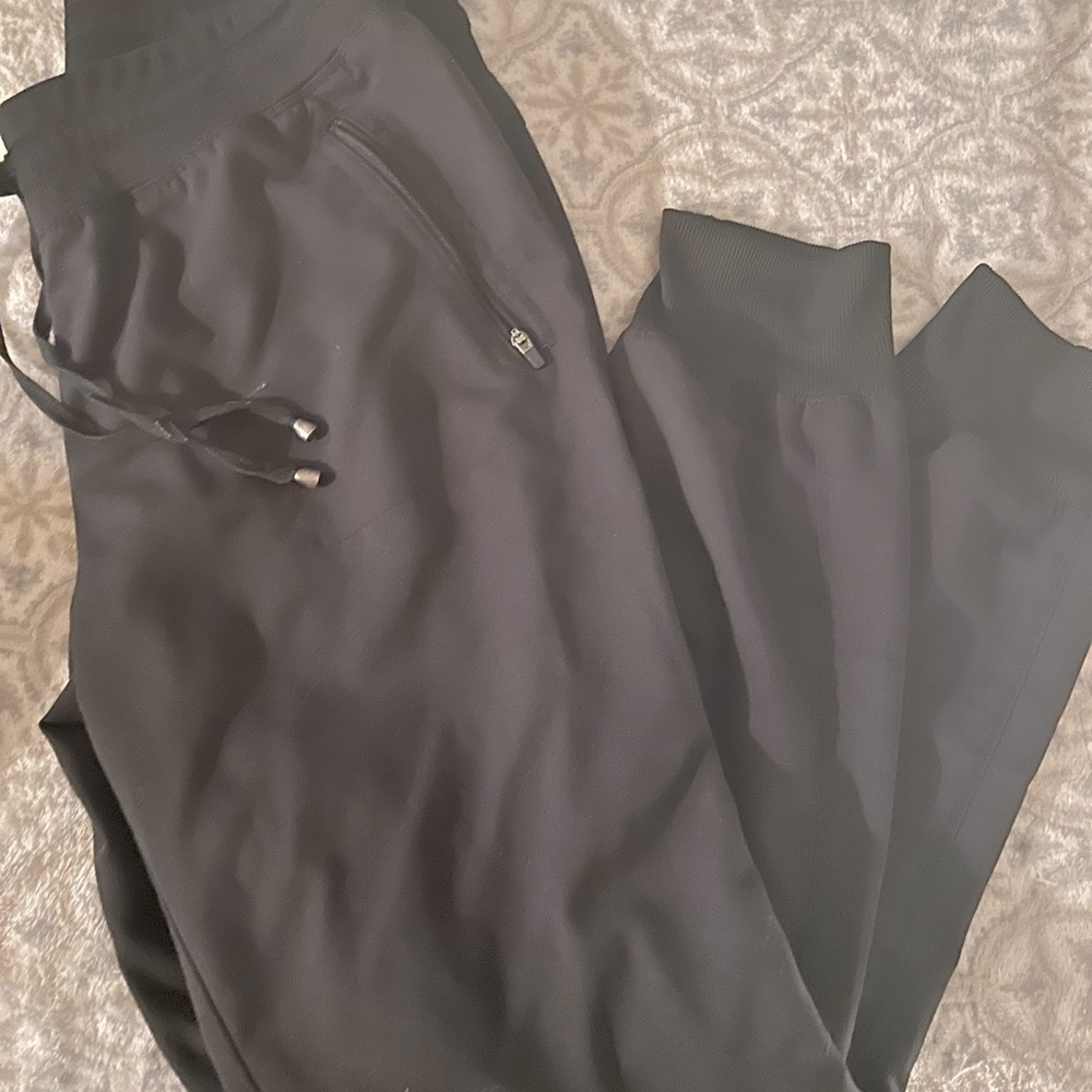 Gray’s Anatomy Black scrub pants